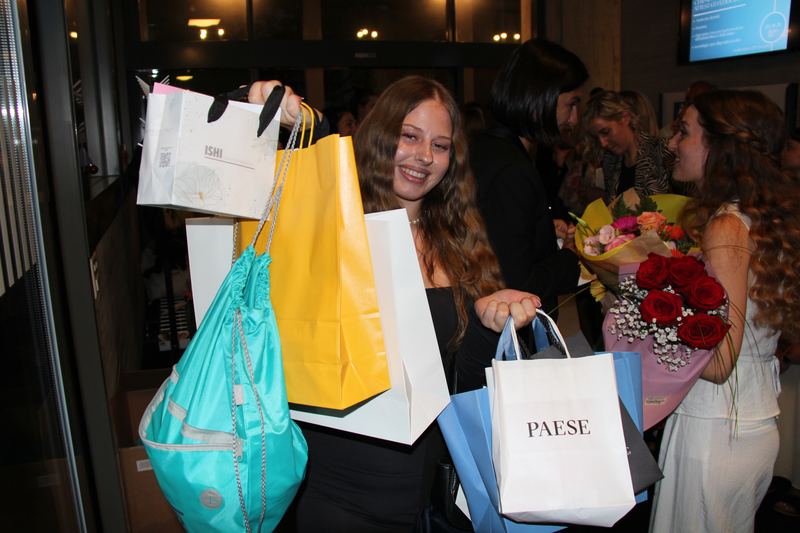 Fiori e omaggi per le nuove estetiste AFC