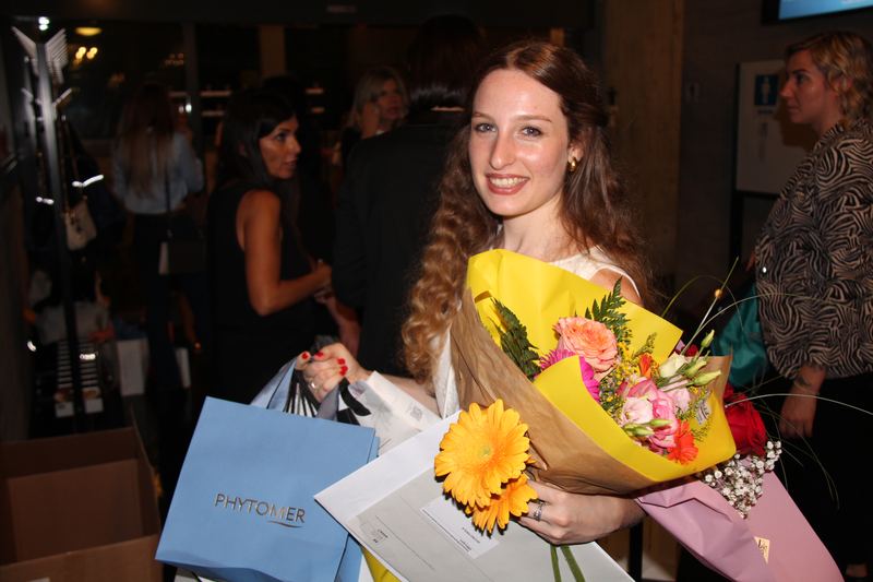 Fiori e auguri per una nuova professionista