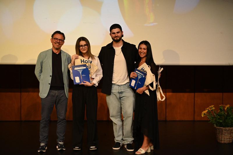 Consegna del premio per il soggiorno linguistico